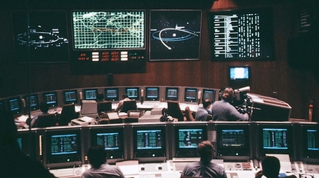 Auf Java, 1983